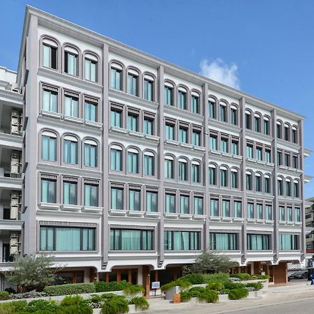 Vst Punnawithi Hotell Bangkok Exteriör bild