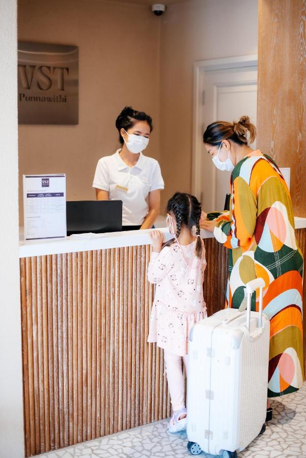 Vst Punnawithi Hotell Bangkok Exteriör bild