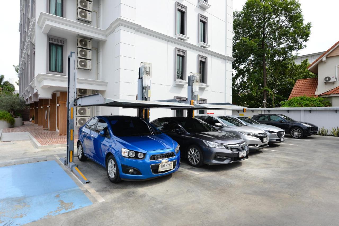 Vst Punnawithi Hotell Bangkok Exteriör bild